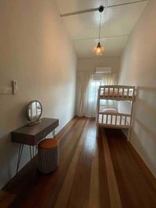 Modern Victorian Homestay