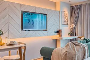 5 Star La Vita Studio Rawai 702