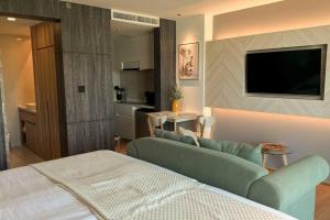 5 Star La Vita Studio Rawai 702