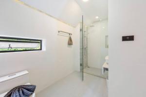 Unique Townhouse Pool Slide Access