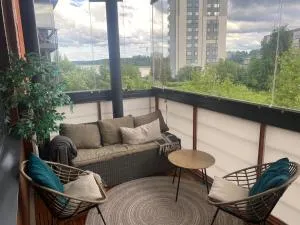 Kaksio Lutakossa, oma autopaikka - 于韦斯屈莱