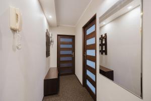 Osiedle Piastowskie Comfort Apartment by BookingHost