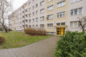 Osiedle Piastowskie Comfort Apartment by BookingHost