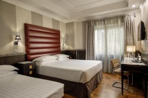 Standard Triple Room room in Royal Court Hotel