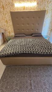 Wanderers inn- beautiful hills view