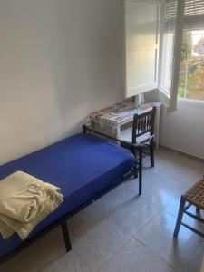 3 BDRM APART NEAR THE SEA! GREAT FOR KIDS!