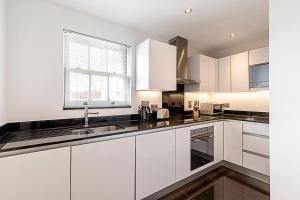 Elegant and Cosy Family Apartment in Marylebone