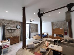 Gites du Longevent Appartement du Moulin Pérouges