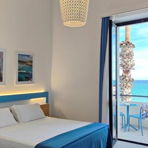 Double Room with Balcony and Sea View