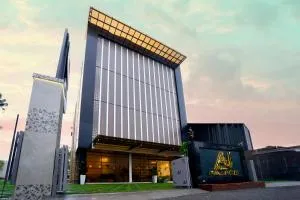 AJ Palace - Champakulam