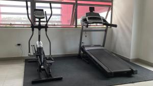 Parkhurst 303 King Bed Pool and Gym