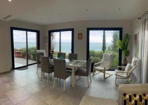 Residence Arc-en-Ciel 5 Star App A with stunning seaview