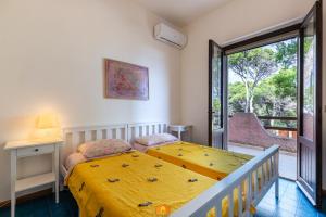 Villa Le Sirene on the beach