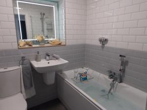 Eden Suite Sasco Apartments