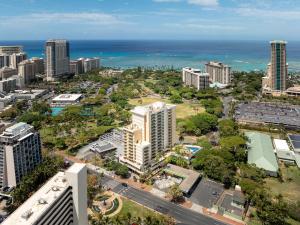 Luana Waikiki Hotel & Suites