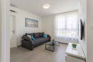 Ferienwohnung in Podstrana-Sv Martin mit Balkon, Klimaanlage, W-LAN, Waschmaschine 4777-2