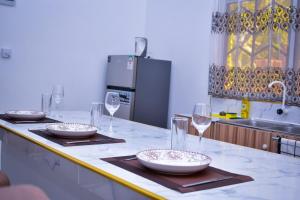 Villas - Beach 2 km, Wifi, SmartTV, Parking - by Mango Tree Cottages Kilifi