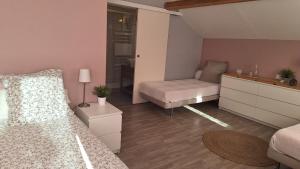 Hotels B&B l'Edelweiss : photos des chambres