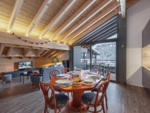 Appartements Le savoisien - Apt n6 - BO Immobilier -Chatel Multipass 2025 en Ete en option au tarif de 3 euro par jour et par personne : photos des chambres