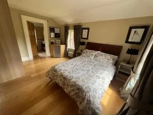 Sanabria Dublin - 肯尼迪山新镇