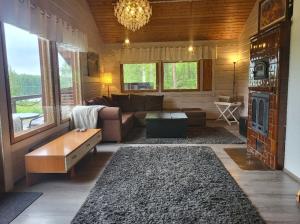 Viihtyisä huvilamökki Saimaan rannalla