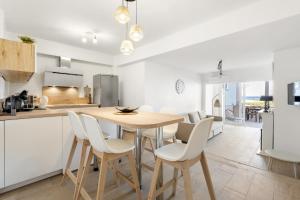 WELCS APARTAMENTO 196 EMP FRENTE Al MAR