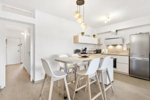 WELCS APARTAMENTO 196 EMP FRENTE Al MAR