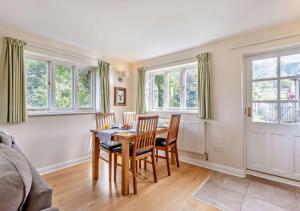 Daisy Cottage at Hanley William