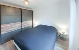 Maisons de vacances Beautiful Home In La Plaine Sur Mer : photos des chambres