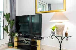 WelcomeStay St Georges Wharf