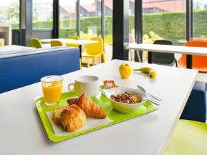 Hotels ibis budget Clermont Ferrand Sud : photos des chambres