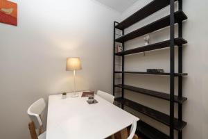 Bright & Cozy Riga Retreat