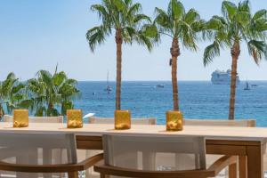 1973 - Luxurious waterfront apartment Croisette