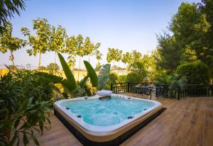 Alaya Stays Dacha 3 BHK Villa with Jacuzzi & Outdoor Bar