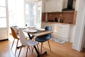 Appartements Bel appartement tres lumineux : photos des chambres