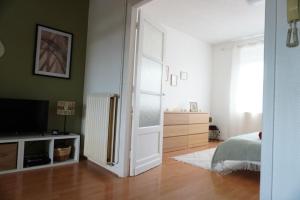 Appartements Bel appartement tres lumineux : photos des chambres