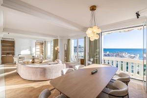 1974 - Luxurious 3 bedrooms - Sea view & Parking