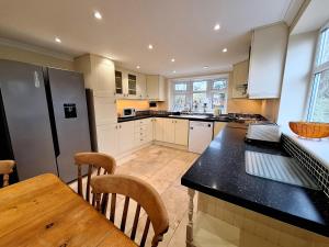 Spacious & Dog Friendly Cozy Home by Norfolk Coast