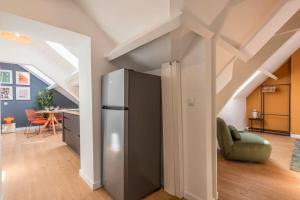 Appartements Appartement 2 chambres proche ecoles et metro : photos des chambres