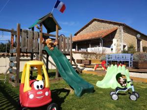 Maisons de vacances Gites at Le Tilleul - Le Cerisier : photos des chambres