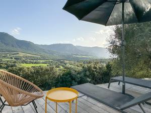 Villas Maison de campagne, deux chambres, vue sur les montagnes : photos des chambres