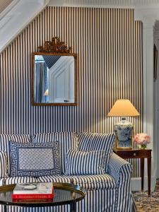Queen Suite with Sofa Bed room in Le Dokhan’s a Tribute Portfolio Hotel