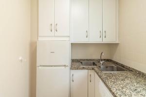 RentitSpain - Nerja - Vistas Únicas 2 Descanso y Confort frente al Mar Mediterráneo