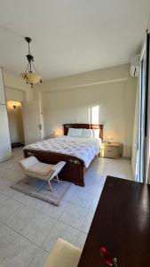 Kamari House Crete
