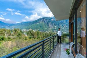 The 14 Gables, A Boutique Stay, Manali - Pet Friendly Hotel - Crown Palace