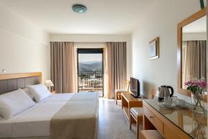 Double Room with Side Sea View room in Miramare Resort & Spa