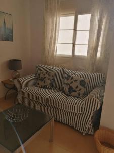 Numptys Villa, Condado De Alhama