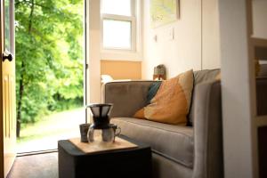 One-Bedroom Apartment room in Tiny House Strouds Run Lake