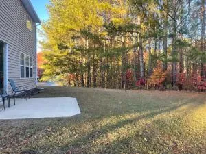 3-Bedroom Home Near Six Flags Park in Austell - 马布勒顿