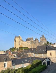 Appartement calme et cosy proche centre vue château